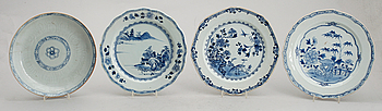 376012. TALLRIKAR, 4 st, porslin, Kina, Qianlong 1736-1795.