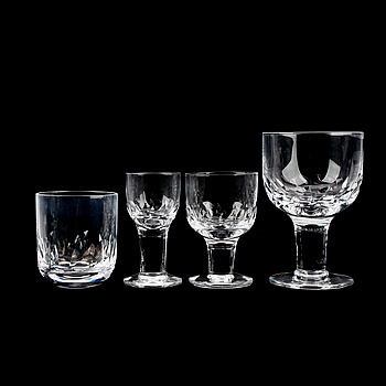 376080. GLASSERVIS, 32 delar, Kosta, Omkring 1900-talets mitt.