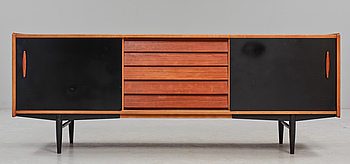 376135. SIDEBOARD, Trio, Nils Jonsson, Troeds, 1900-talets andra hälft.