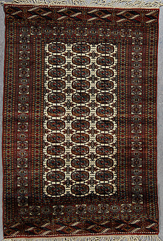 379126. MATTA, Pakistan, ca 174x118 cm.