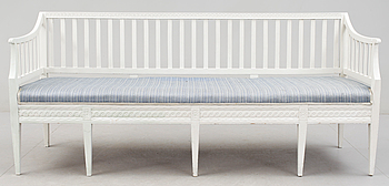 381430. SOFFA, gustaviansk stil, 1900-talets första hälft.