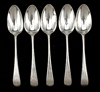 383672. MATSKEDAR, 5 st, silver, London, otydliga stämplar, 1700-tal. Totalvikt 300 gram.