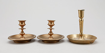 385777. LJUSSTAKAR, 3 st, mässing, barockstil, 1800-tal.