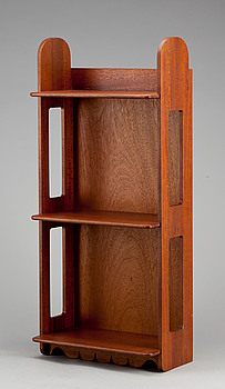396031. VÄGGHYLLA, modell 2085, Josef Frank, Firma Svenskt Tenn.