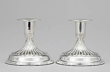 396160. LJUSSTAKAR, ett par, silver, KEC, Göteborg, 1958.