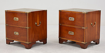 406276. SÄNGBORD, ett par, Engelsk stil, 1900-talets andra hälft.