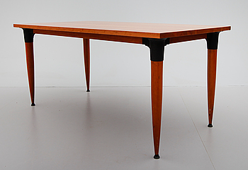 406359. BORD, 1900-talets andra hälft.