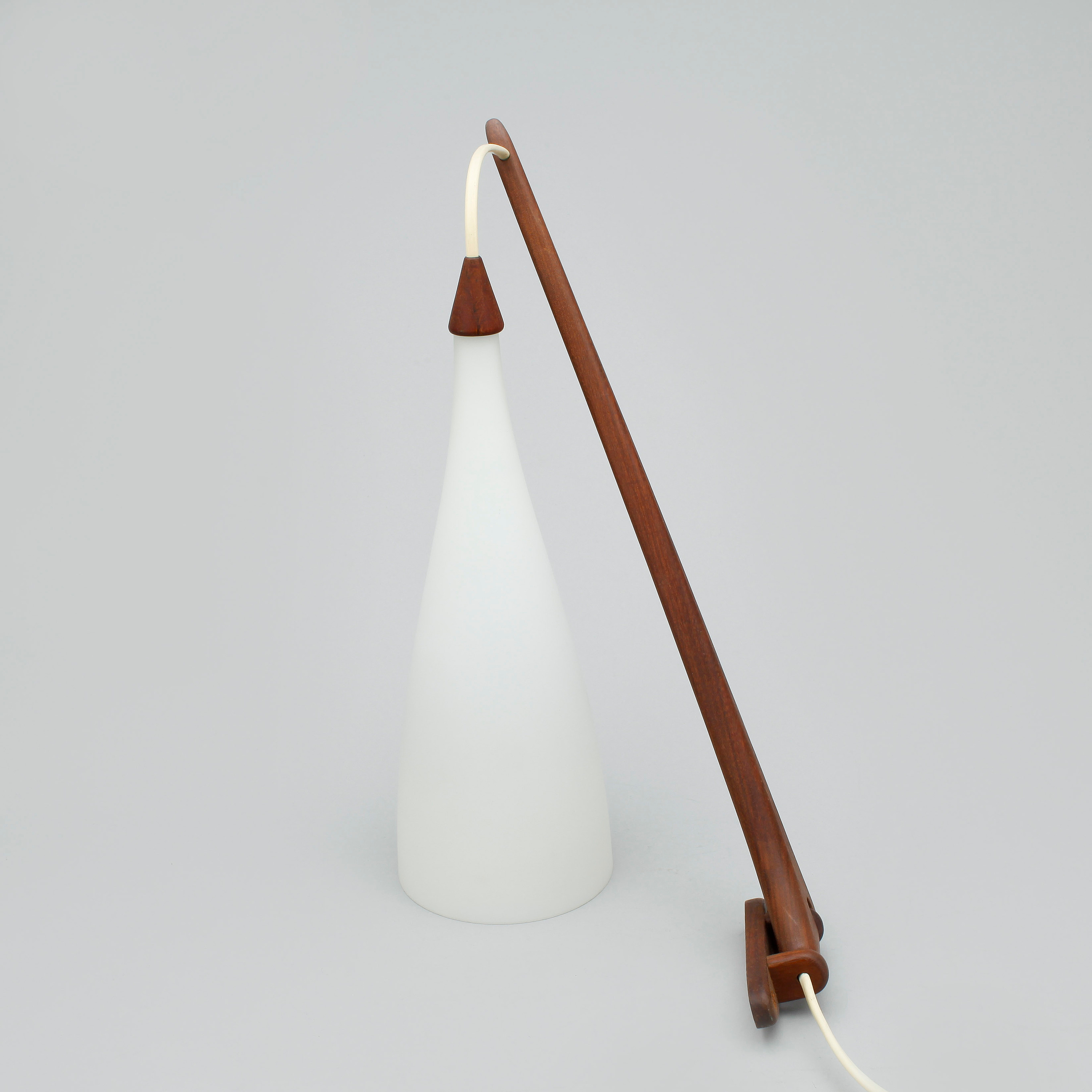 VÄGGLAMPA, 1950/60-tal. - Bukowskis