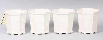 4175. YTTERFODER, 4 delar, porslin. Prins Eugen.Waldermarsudde.