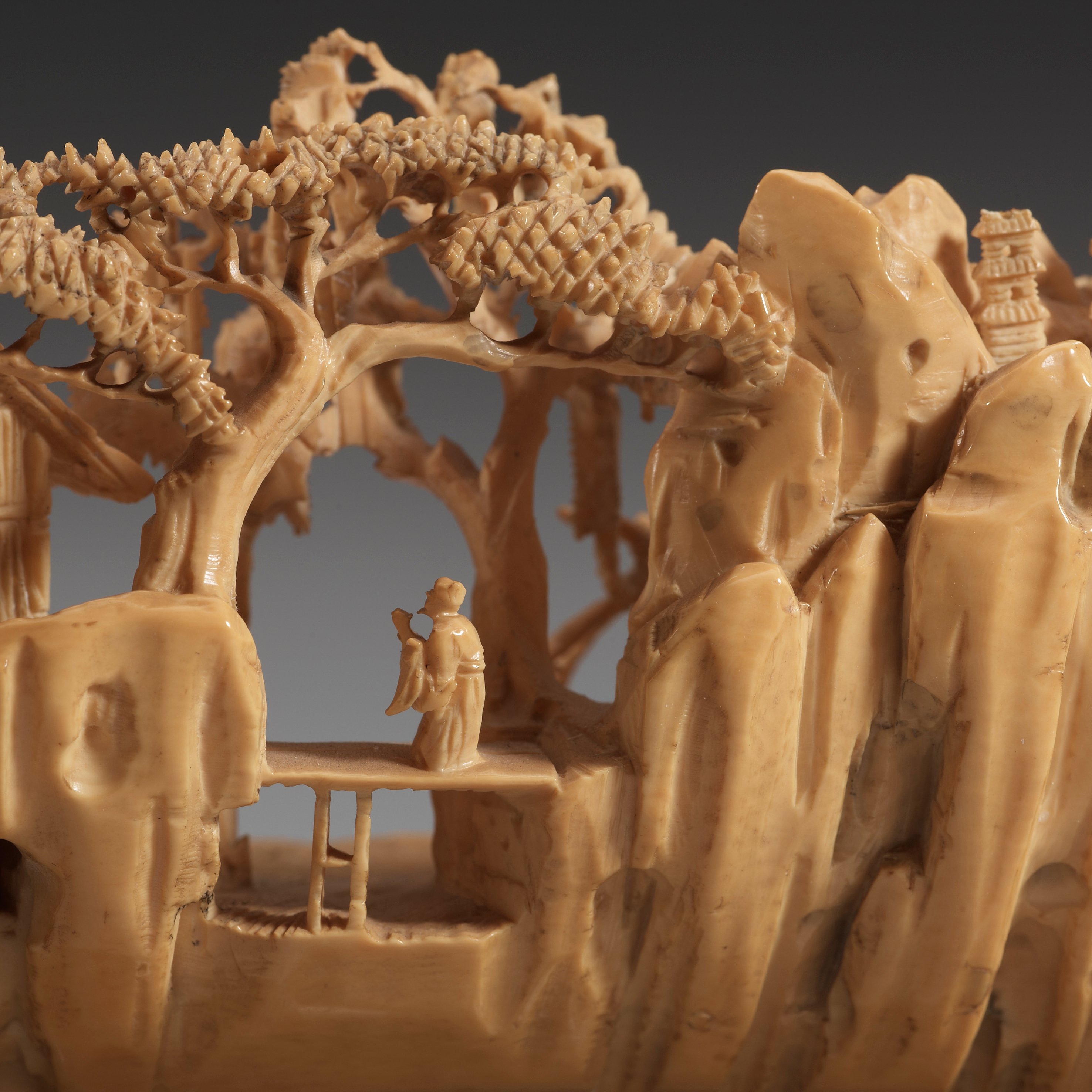 A large Ivory carving, late Qing dynasty. Bukowskis
