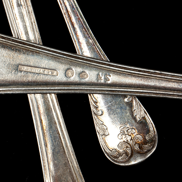 BESTICKSUPPSÄTTNING