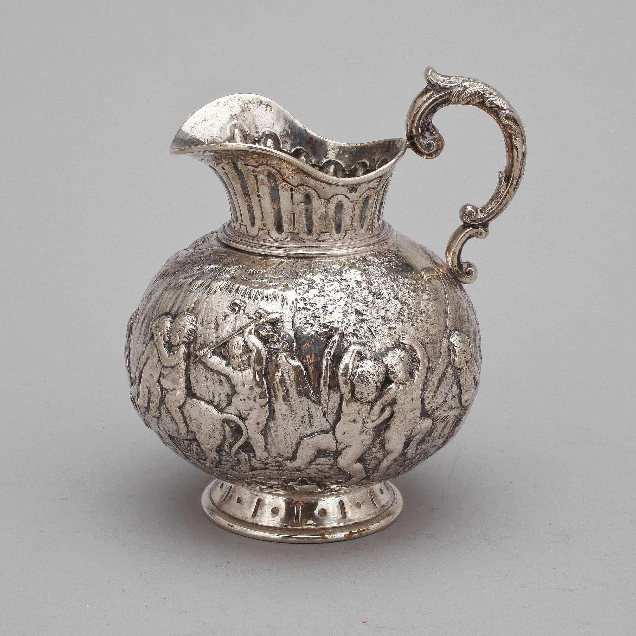 KANNA Silver Wolf Knell Hanau 1800 tal Vikt 273 Gram Bukowskis KANNA Silver Wolf Knell Hanau 1800 tal Vikt 273 Gram Bukowskis
