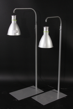 43785. GOLVARMATURER, ett par, sent 1900-tal. QE design.