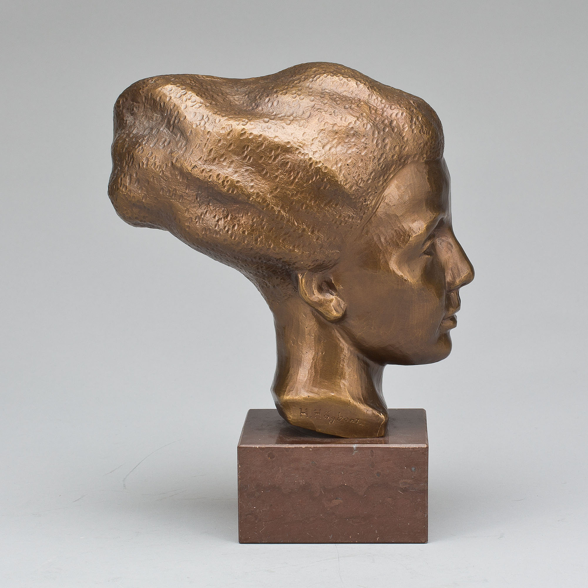 helge-h-gbom-skulptur-brons-signerad-bukowskis