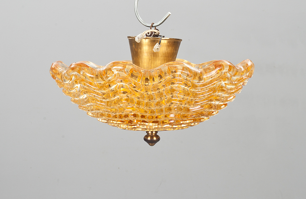 TAKPLAFOND SAMT VÄGGBELYSNING