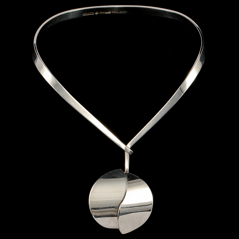 COLLIER