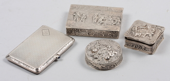 46133. DOSOR SAMT ETUI, 4 st, silver, svenska importstämplar, 1900-tal.