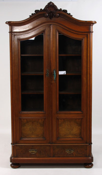 46307. BOKSKÅP, 1800-talets andra hälft.