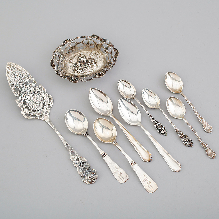 SAMLING SILVERFÖREMÅL