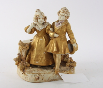47169. FIGURINVAS, porslin, Royal Dux.