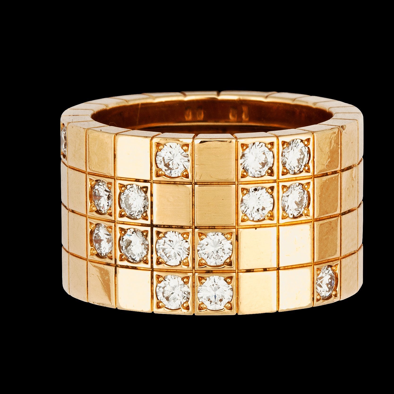 A Cartier diamond ring. Total carat weight circa 0.75 ct. No. 14408A