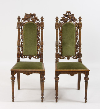 51077. STOLAR, ett par, nyrenässans, 1800-talets andra hälft.