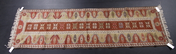 51343. GALLERIMATTA, Old Antotlisk. Ca 260 x 72.