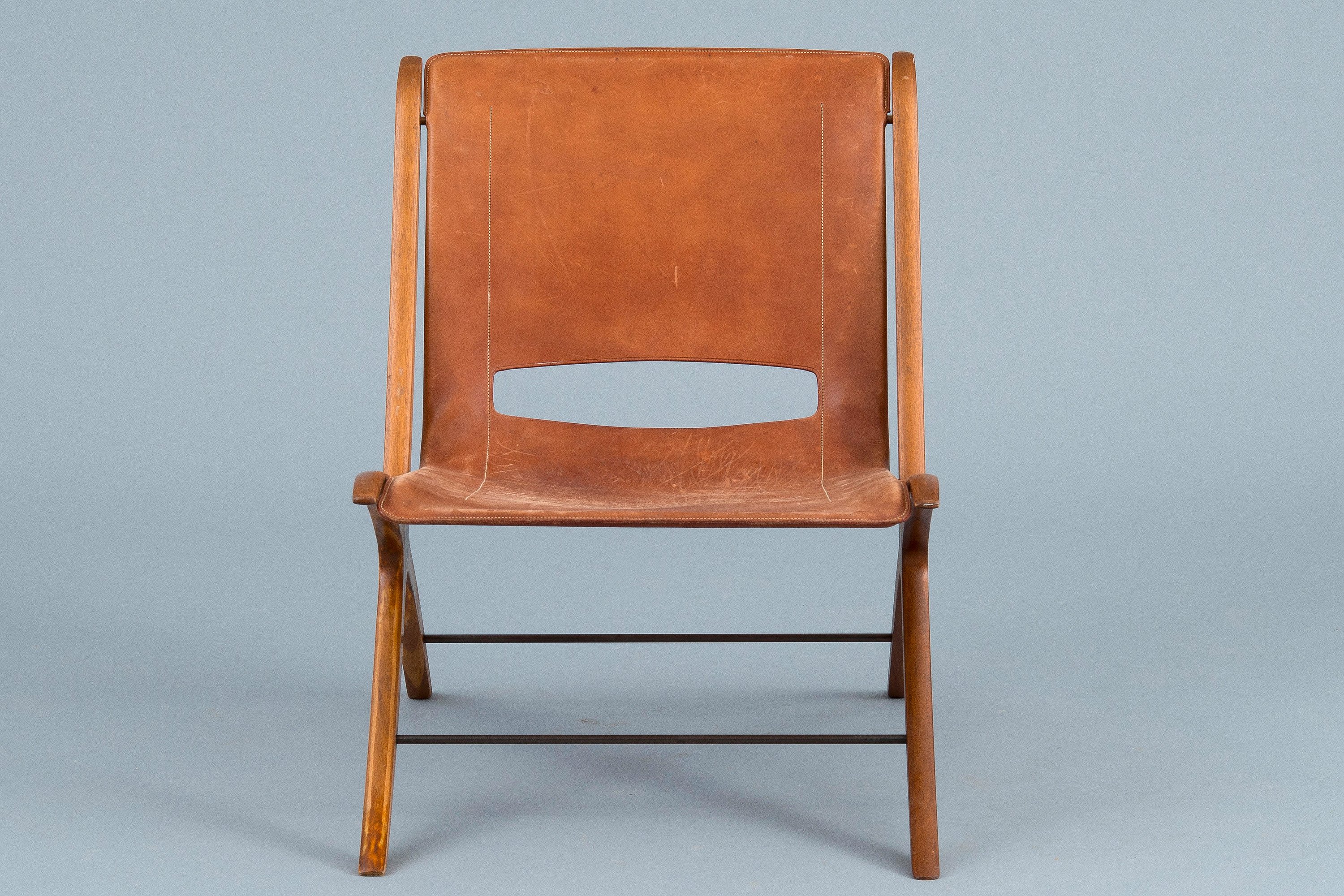 Peter Hvidt & Orla Mølgaard Nielsen, AN XCHAIR. Bukowskis