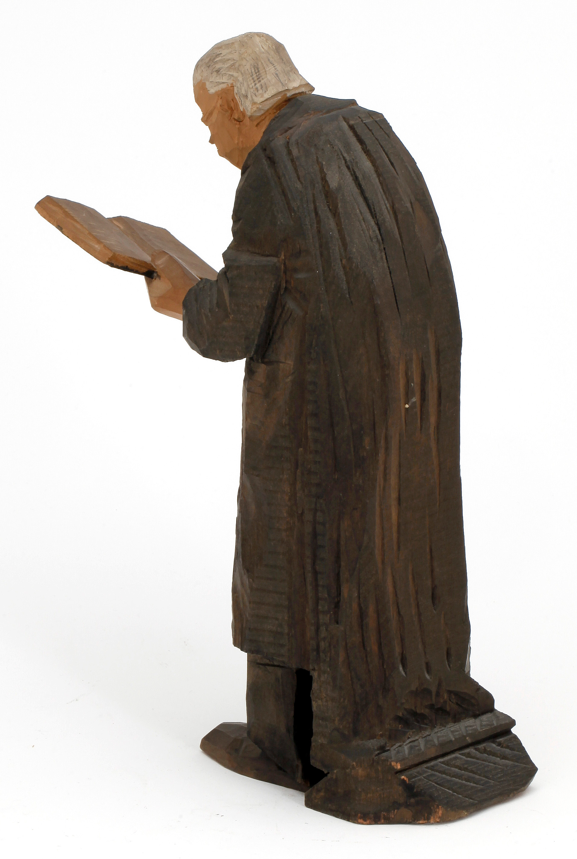 AXEL PETERSSON DÖDERHULTARN, skulptur, trä, präst, signerad. Bukowskis