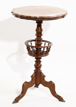 53455. LAMPBORD. 1800-tal.