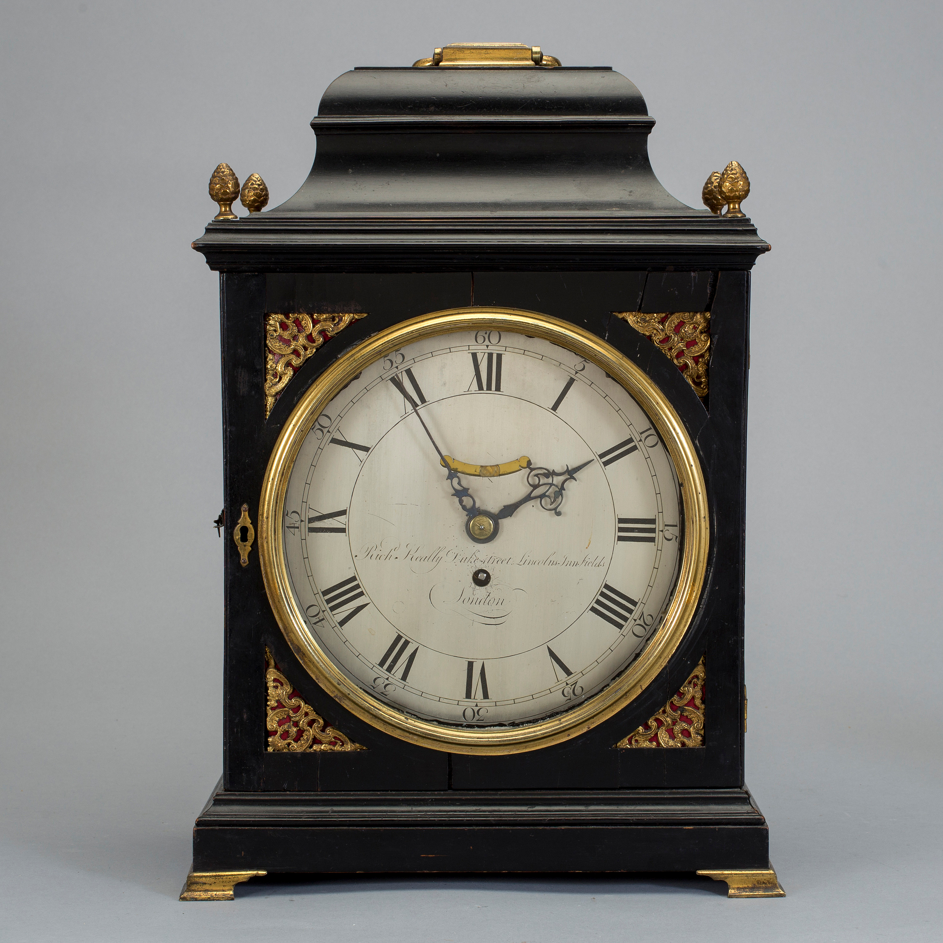 An English circa 1800 library clock by Richard Keally, London. Bukowskis