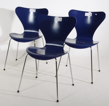 5669. STOLAR, 3 st. Sjuan. Arne Jacobsen, Fritz Hansen, Danmark.