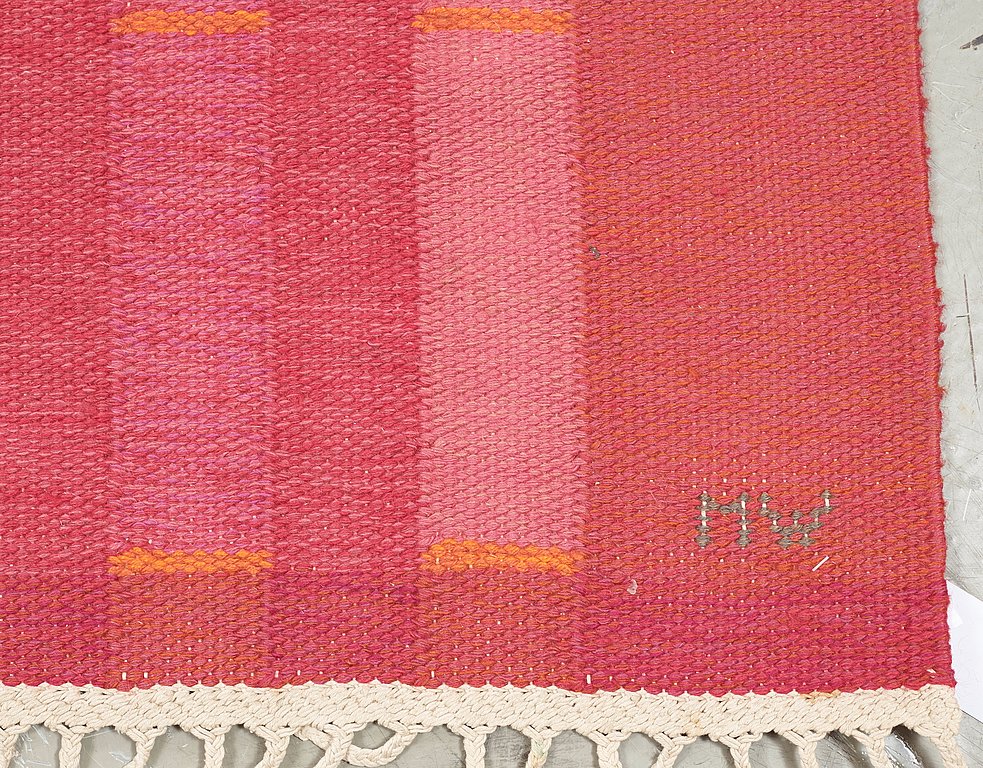 RUG.