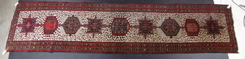 57909. GALLERIMATTA, orientalisk. Ca 435 x 102.