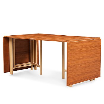 576. A Bruno Mathsson teak and beech gate leg table, Mathsson International, Sweden ca 1968.