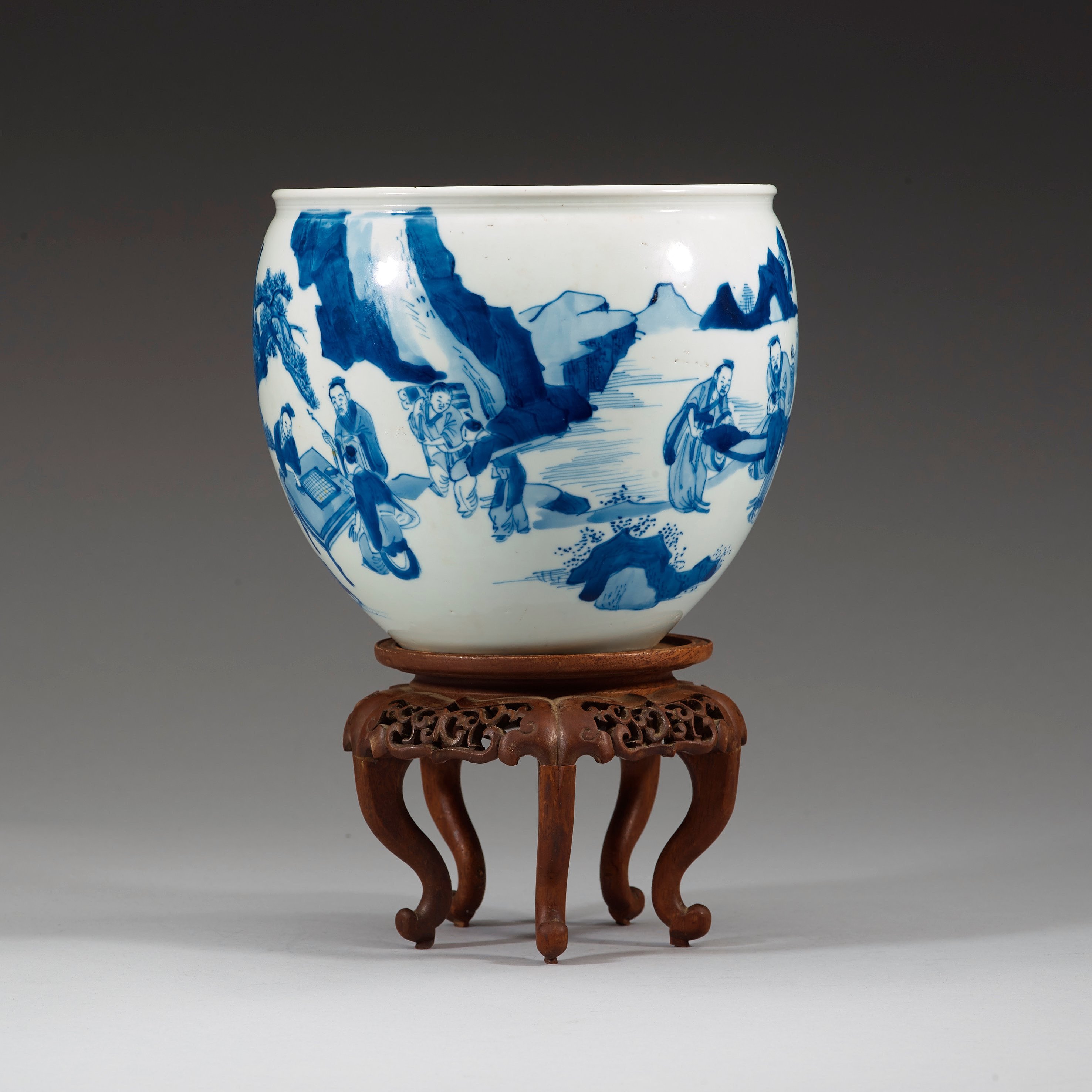 a-blue-and-white-pot-qing-dynasty-with-a-chenghua-six-character-mark