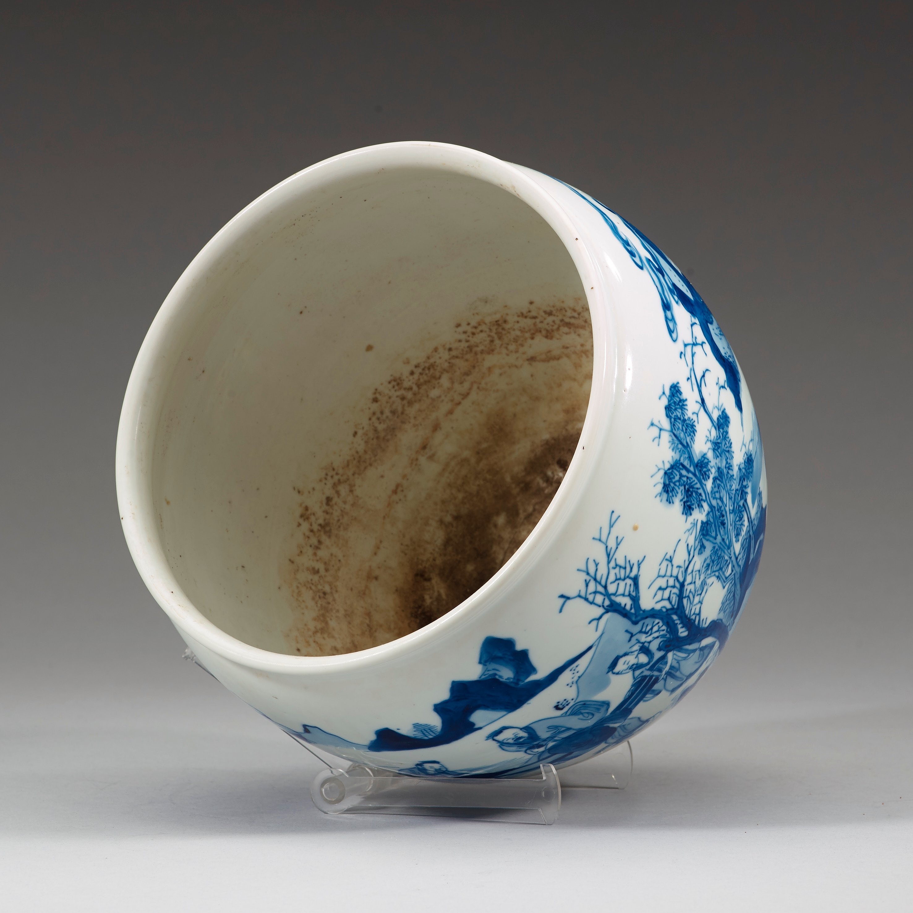 a-blue-and-white-pot-qing-dynasty-with-a-chenghua-six-character-mark