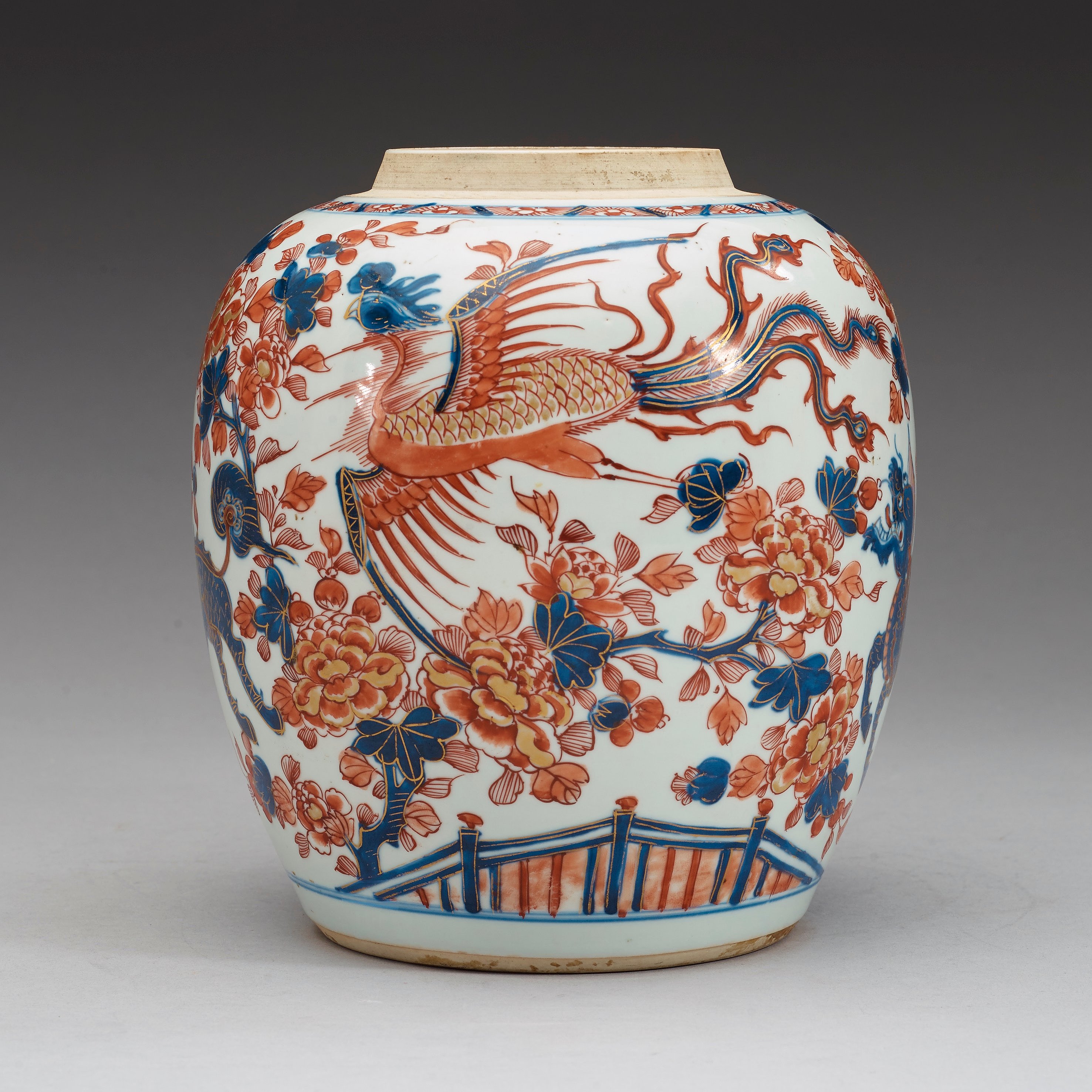 A imari jar, Qing dynasty Kangxi (16621722). Bukowskis