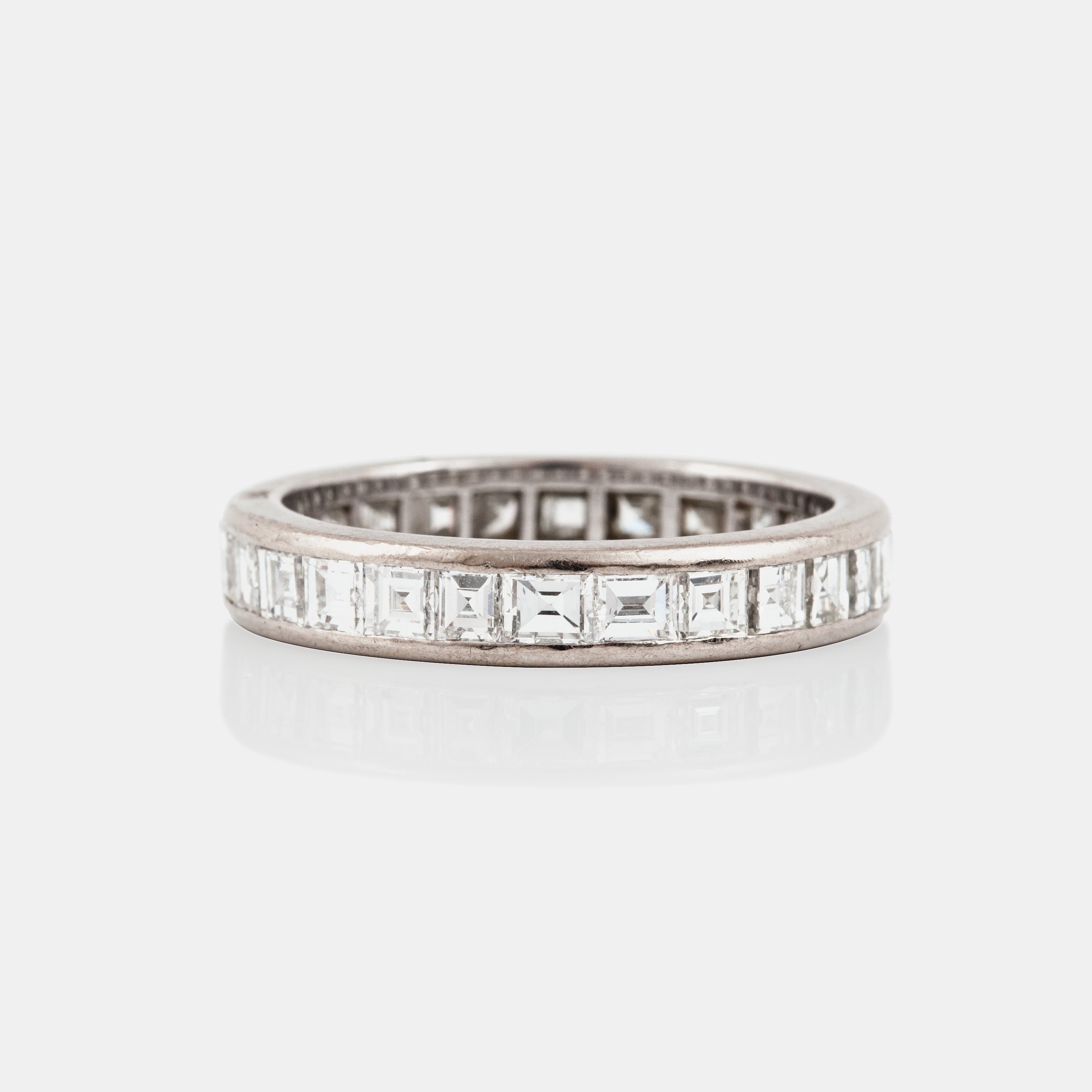 A squarecut "Eternity" diamond ring, circa 3.00 cts. Bukowskis