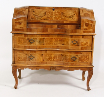 60108. SNEDKLAFFSBYRÅ. Louis XV-stil.