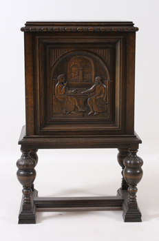 61195. SCHATULL, 1900-talets första hälft.