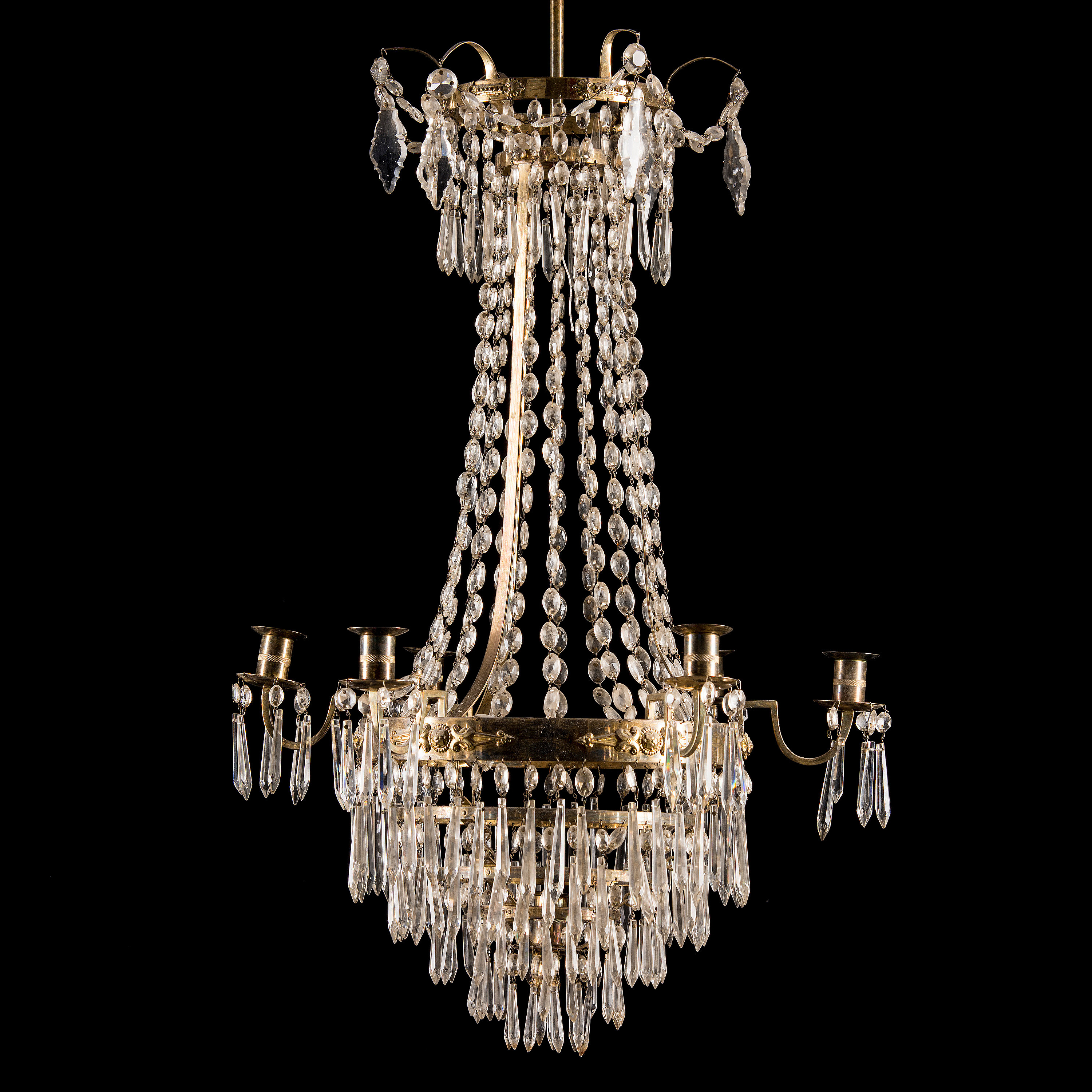TAKKRONA, sengustaviansk stil, 1900-talets början. Höjd 85 cm. - Bukowskis
