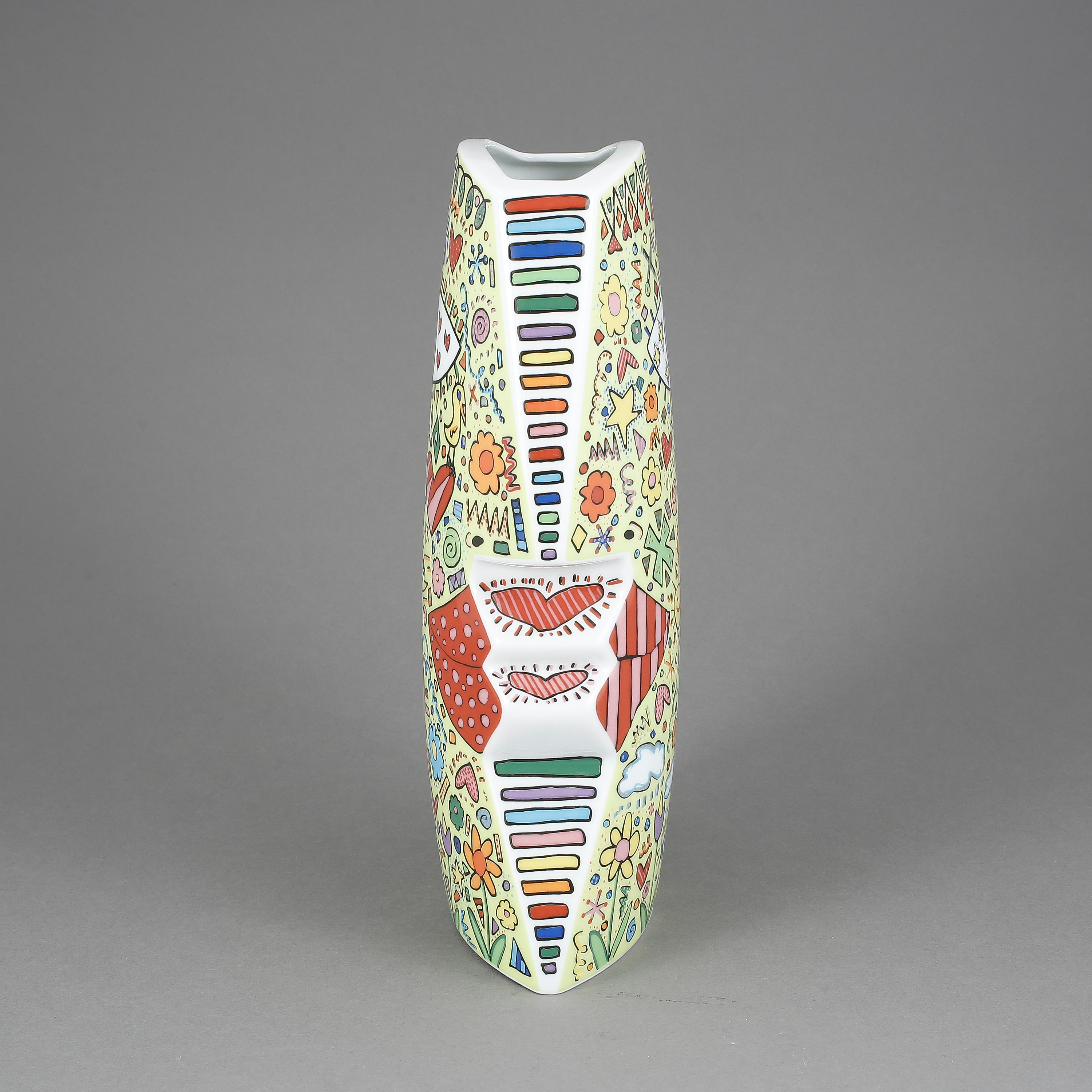 VAS, porslin, James Rizzi, Rosenthal, numrerad 260/500. Bukowskis