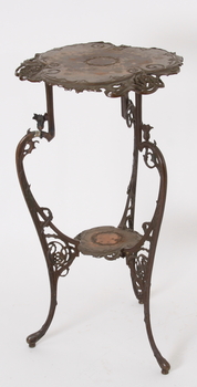 690. PIEDESTAL, metall, 18001900-tal.