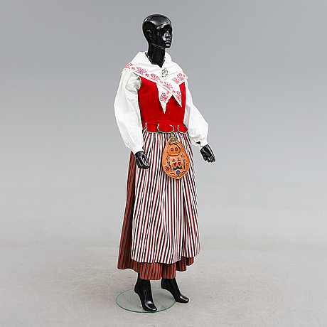 folkdr-kt-8-delar-skedevi-sterg-tland-1900-tal-bukowskis