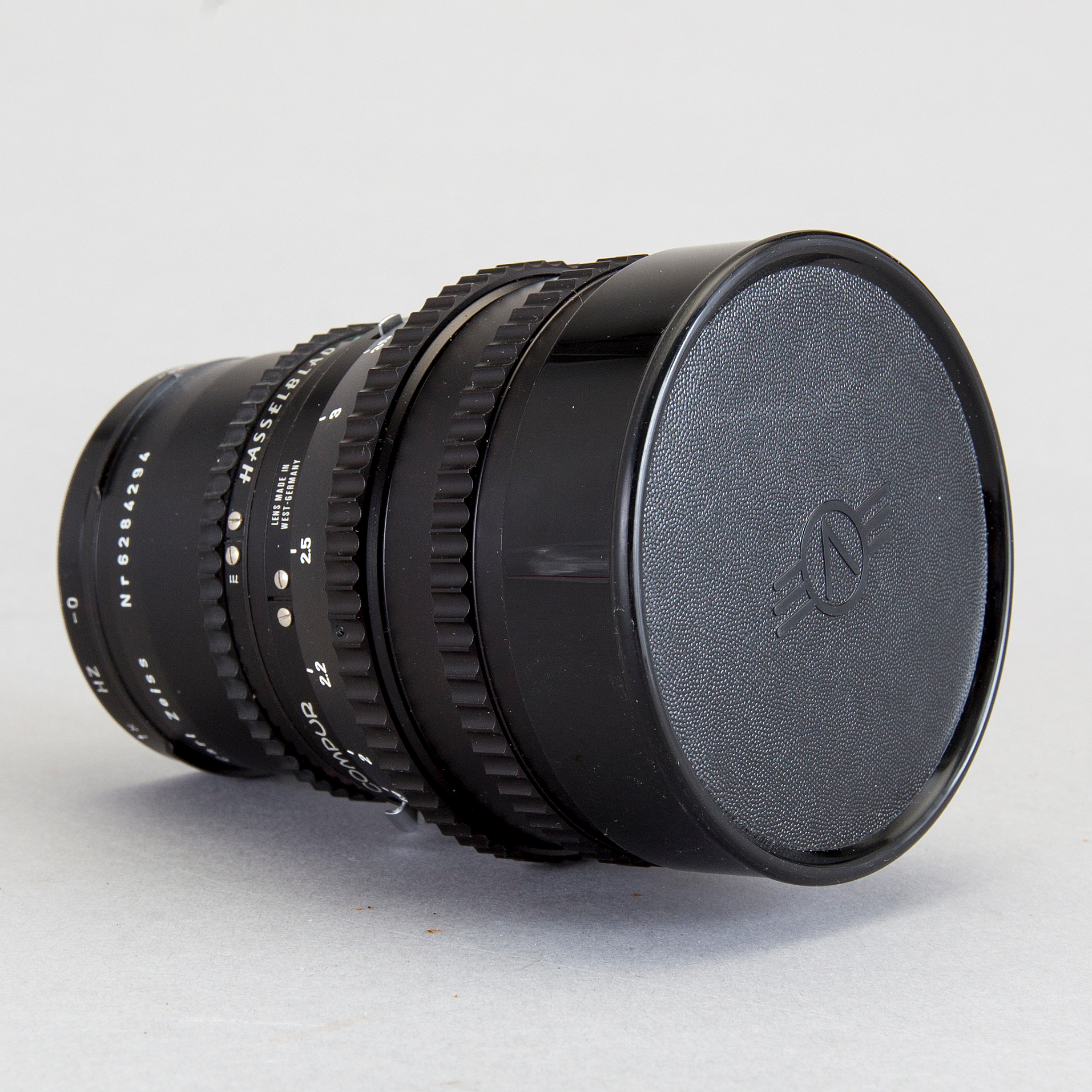 OBJEKTIV, för Hasselblad, Carl Zeiss Sonnar 1:2,8 f=150 mm T*. Foto