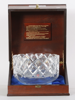 7433. SKÅL. Glas. Gunnar Cyrén, Orrefors. Sign. I låda.