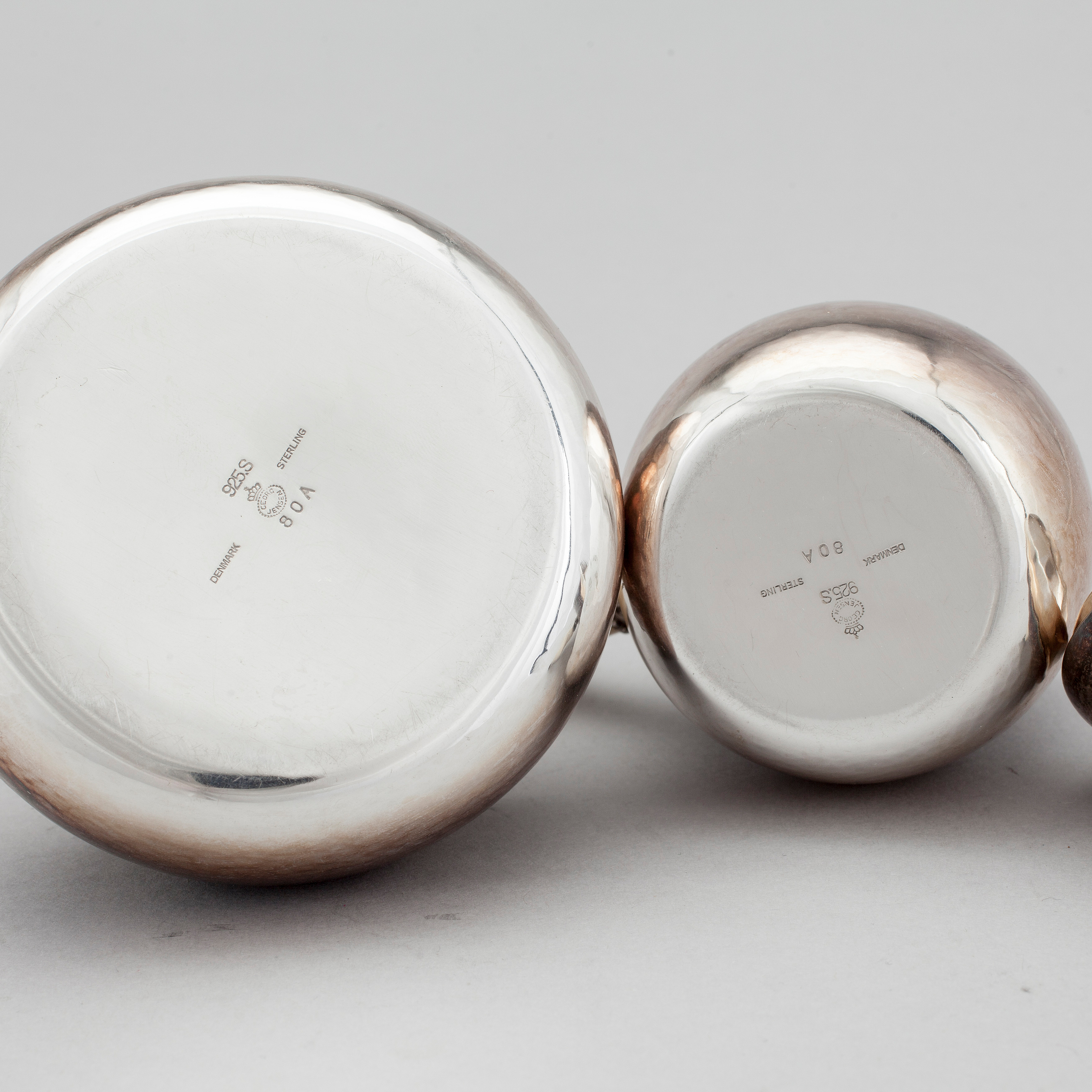 A creamer and sugar bowl in sterling silver from Jensen 192532