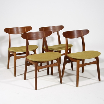78117. STOLAR, 4 st. CH 30 Design Hans Wegner för Carl Hansen  sön, Odense, Danmark.