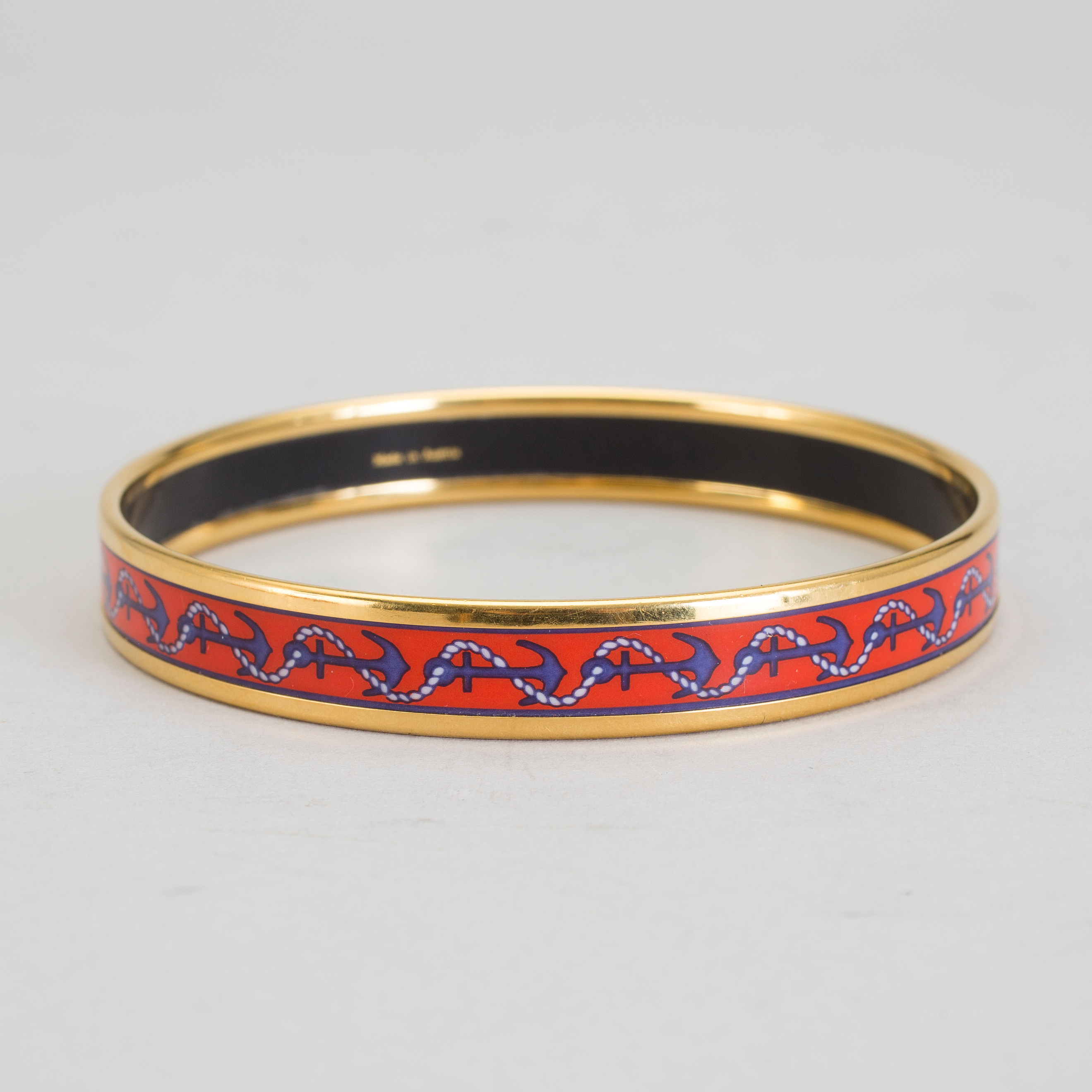 A Hermès enamel bracelet. Bukowskis